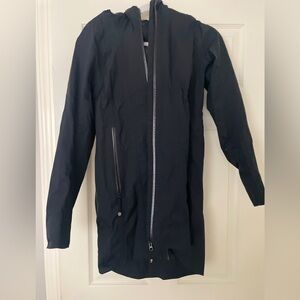 lululemon black rain jacket size 2